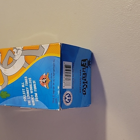 Funko Bugs Bunny Bobble Head - Picture 5 of 5